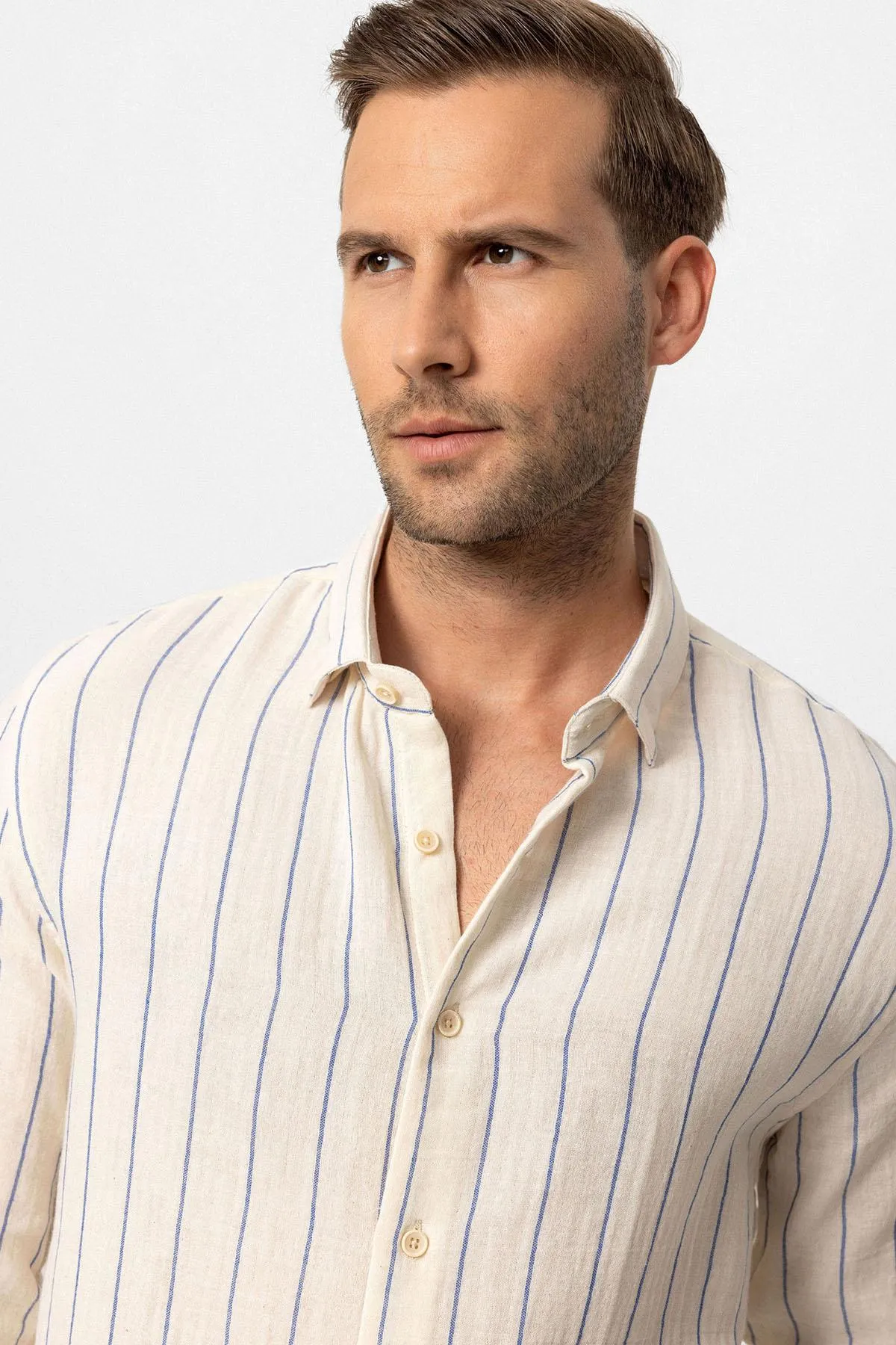 ANT Slim Fit Striped Men's Shirt - Leer