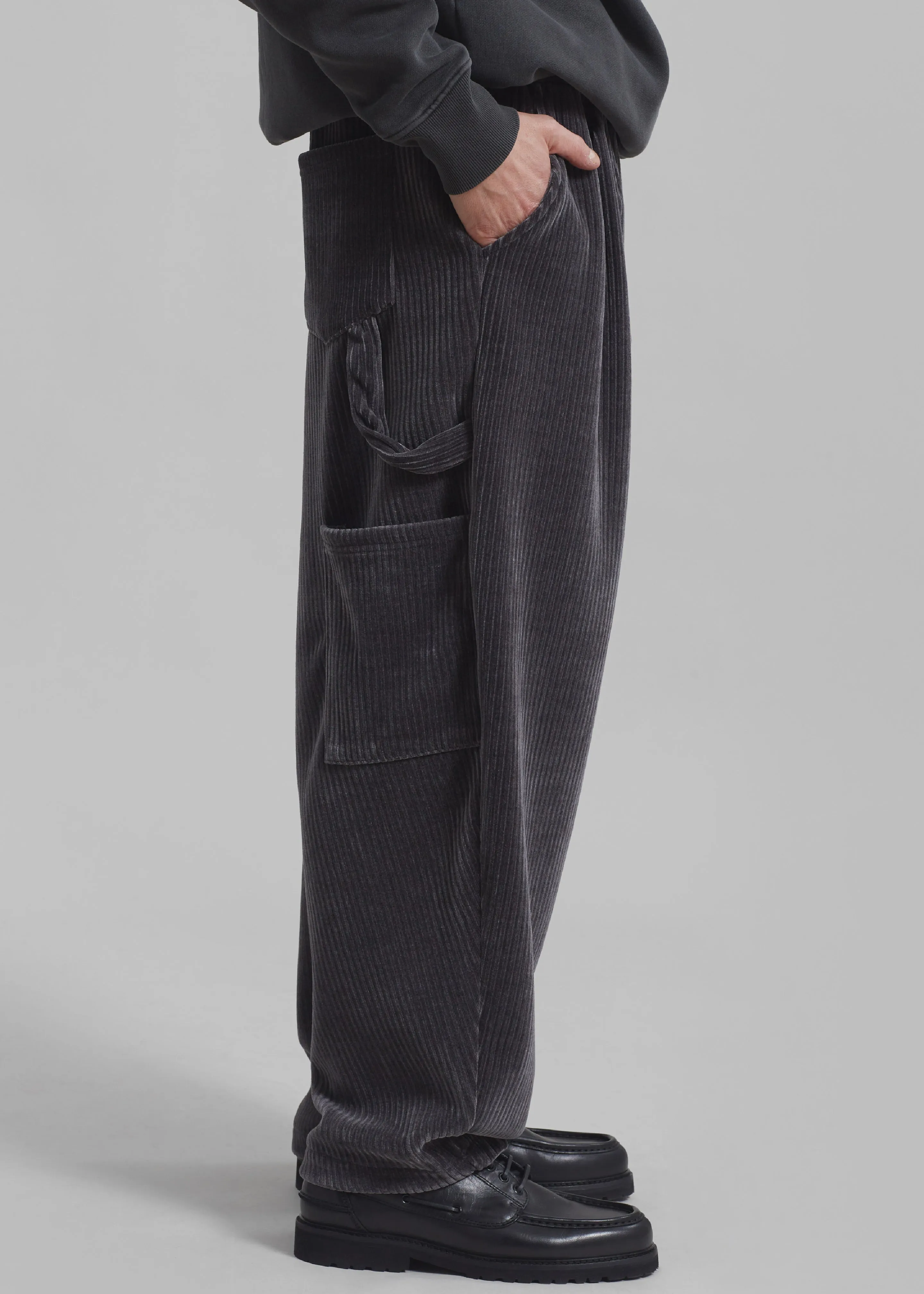 Declan Corduroy Pants - Charcoal