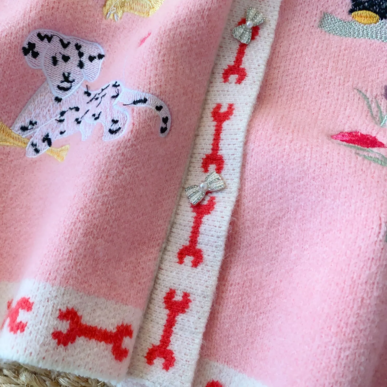 Loose-fit Cartoon Embroidered Cardigan