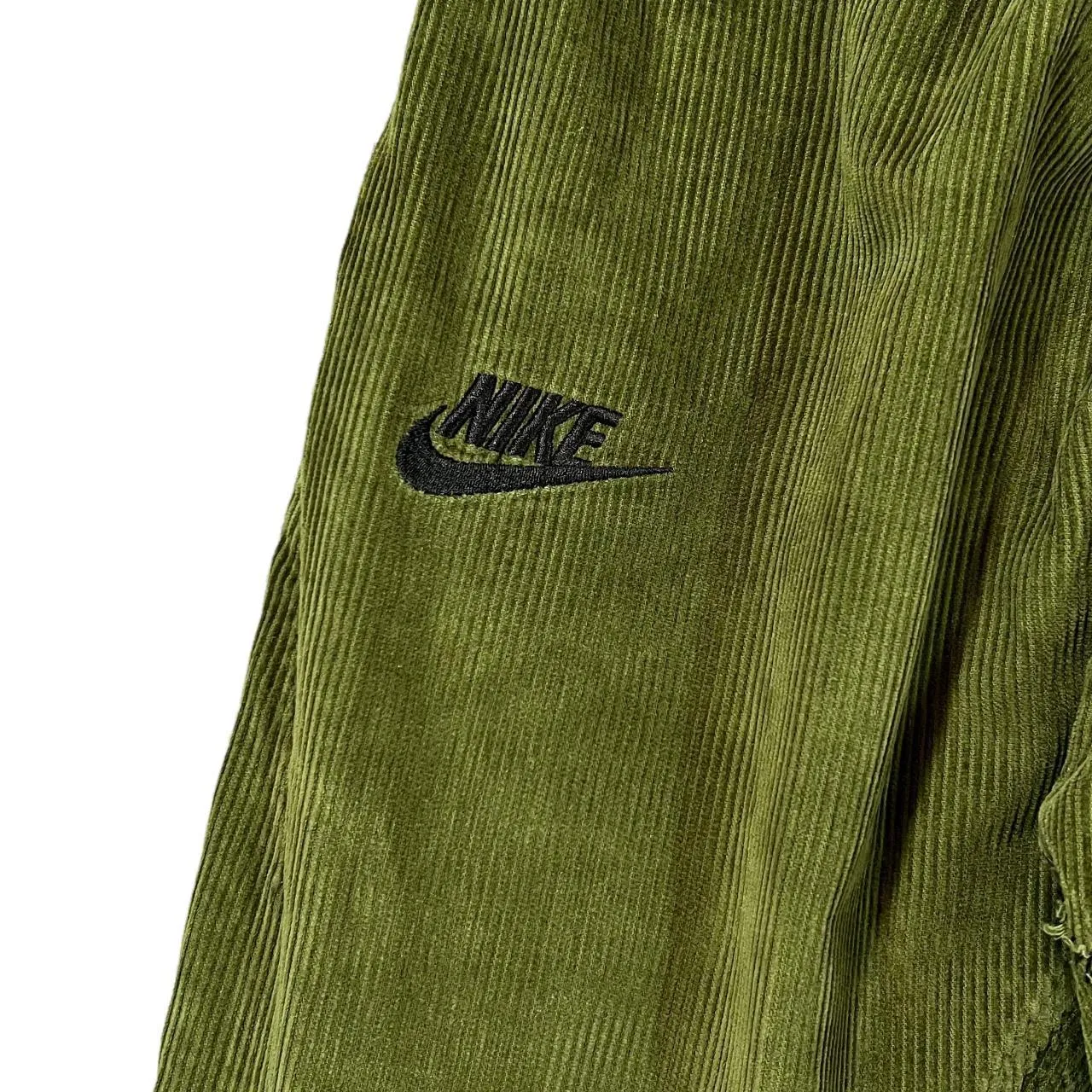 NIKE Embroidered Mini Logo Green Corduroy Cord Cropped Length Pants Trousers