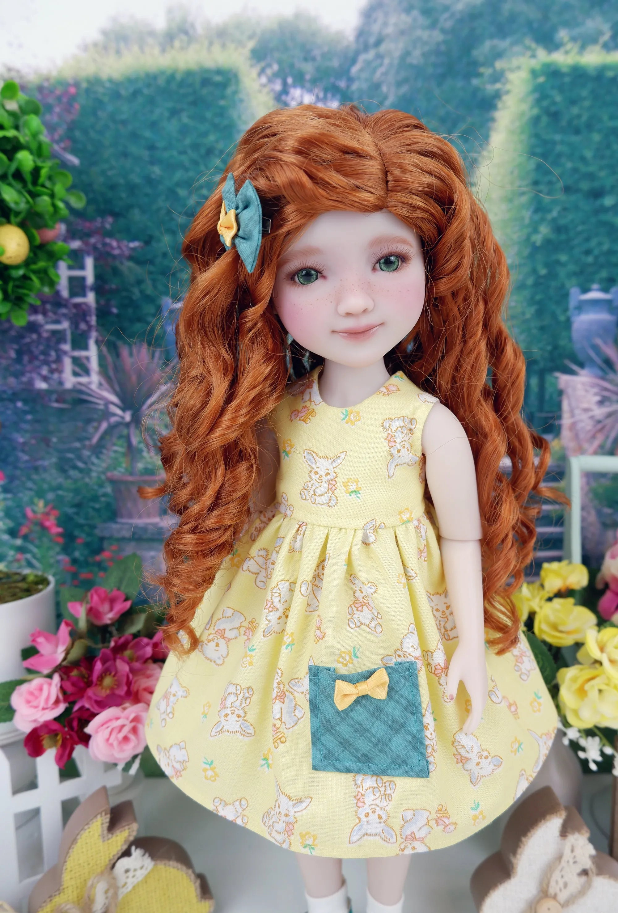 Vintage Bunny - dress with shoes for Ruby Red Fashion Friends doll