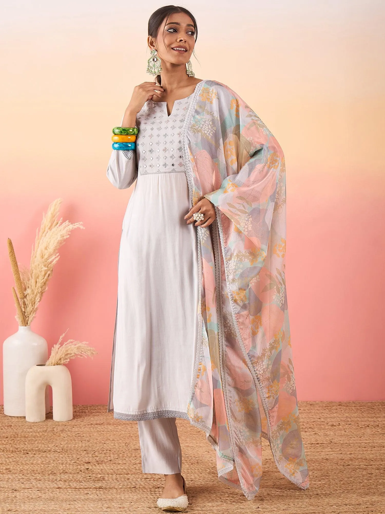 Women Embroidered Regular Thread Work Kurta with Trousers & With Dupatta