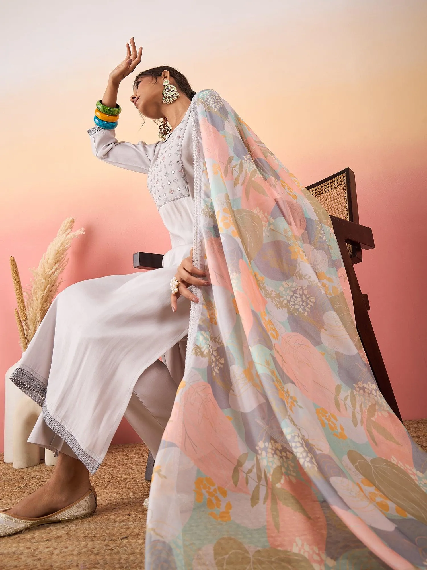 Women Embroidered Regular Thread Work Kurta with Trousers & With Dupatta