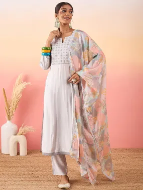 Women Embroidered Regular Thread Work Kurta with Trousers & With Dupatta