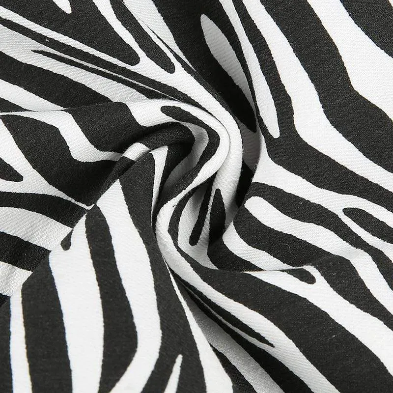 ZEBRA STRIPED STRAIGHT PANTS